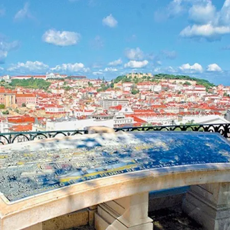 Holiday Bairro Alto Apartment *