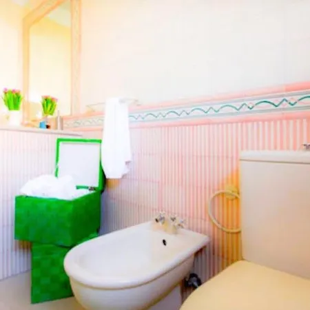 Holiday Bairro Alto Apartment *